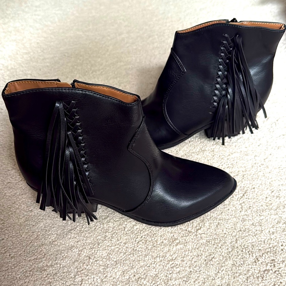 Brand new- never worn -Black faux leather fringe short boots.  Size 6.5